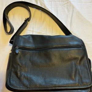Black Leather Men's Messenger Bag